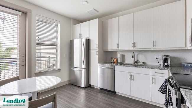 Photo - 3383 Cedarplaza Ln Unit 2215.1410833