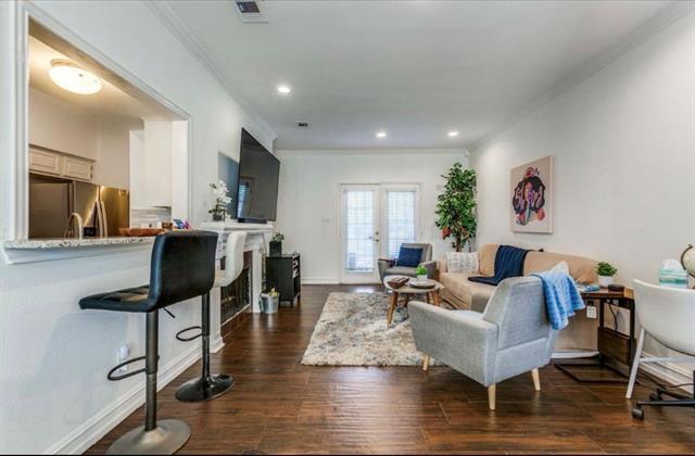 Photo - 3550 Country Square Dr Unit 109