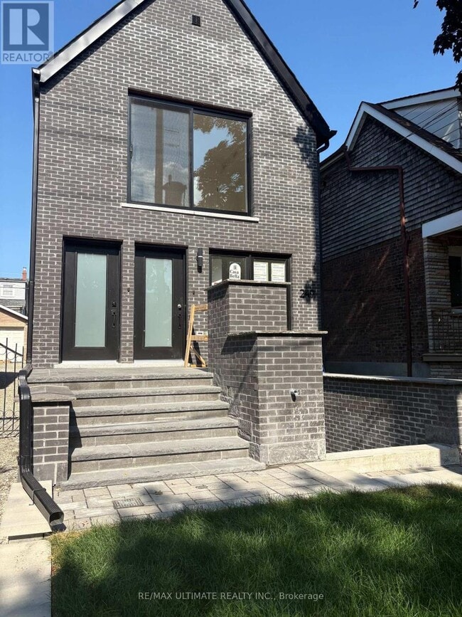 Photo - 249 Silverthorn Ave Unité Lower