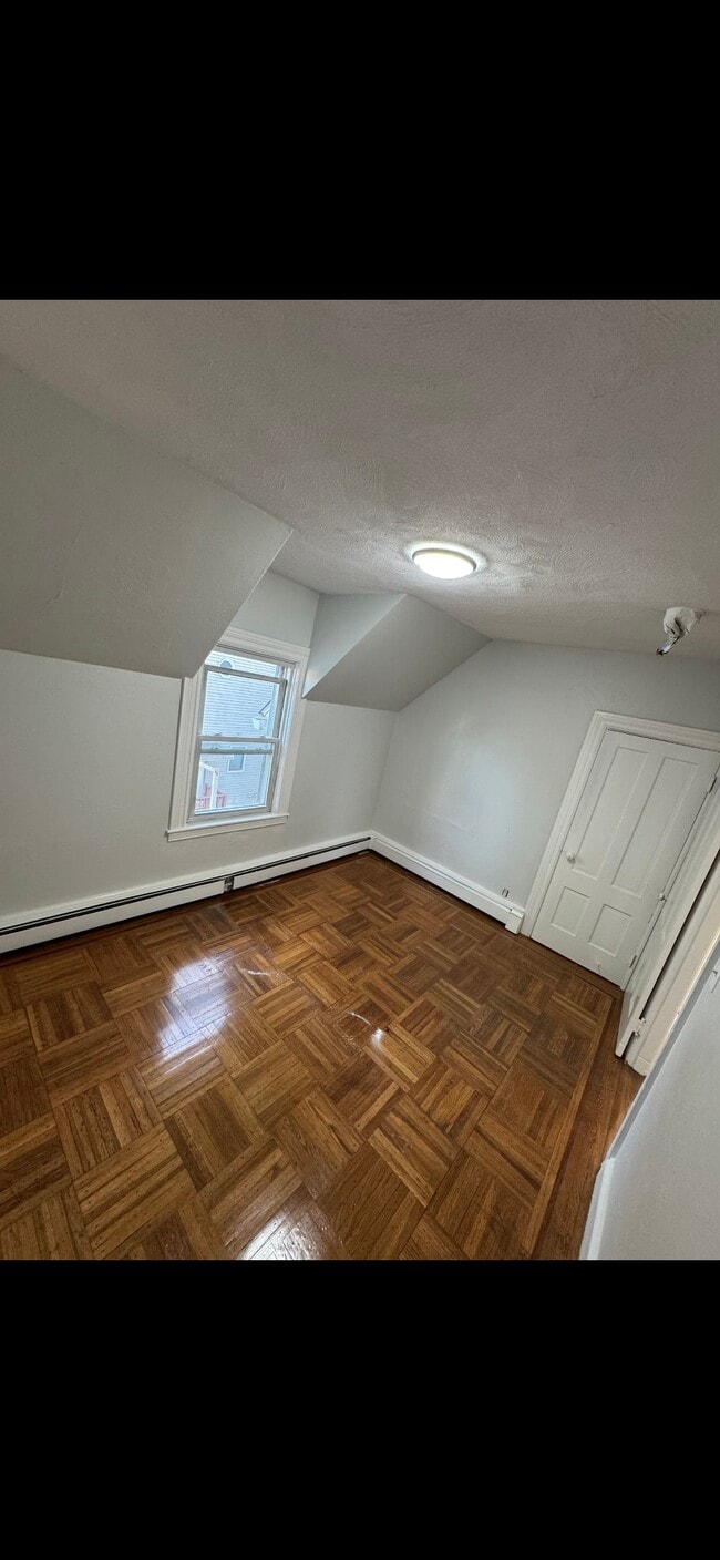 Photo - 150 Langdon St Unit 2bedroom for rent!