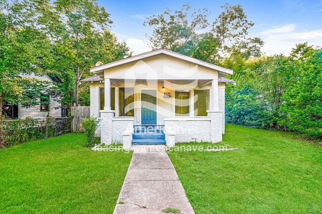 Building Photo - 8225 Rugby Ave