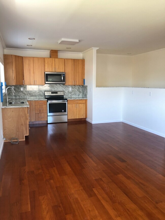 Photo - 2021 Liliha St Townhome