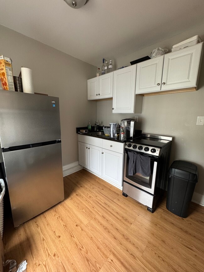Building Photo - 33 Adams St Unit #3 Rental