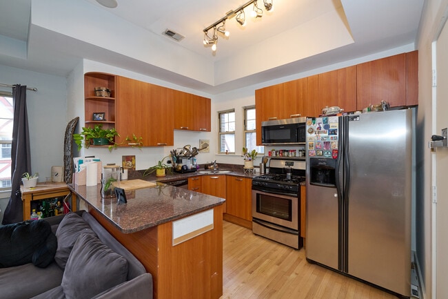 Photo - 5711 N Kimball Ave