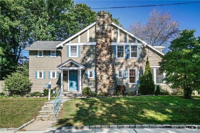 Building Photo - 437 Carroll Ave Rental