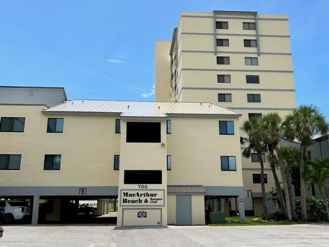 Photo - Venice, FL MACARTHUR BEACH Gated Comm. 2/2... Unit 136