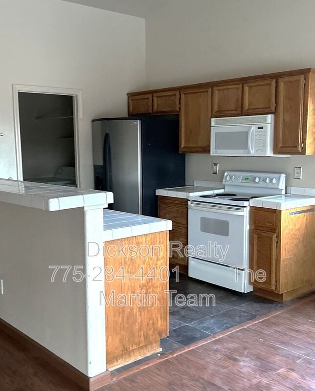 Photo - 250 Emigrant Wy