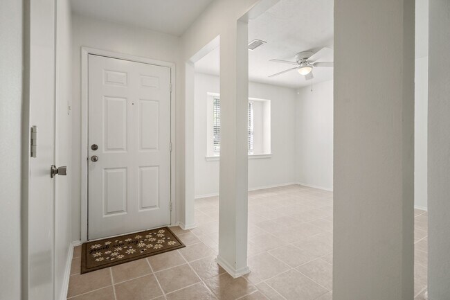Photo - 72 Oldstream Ct