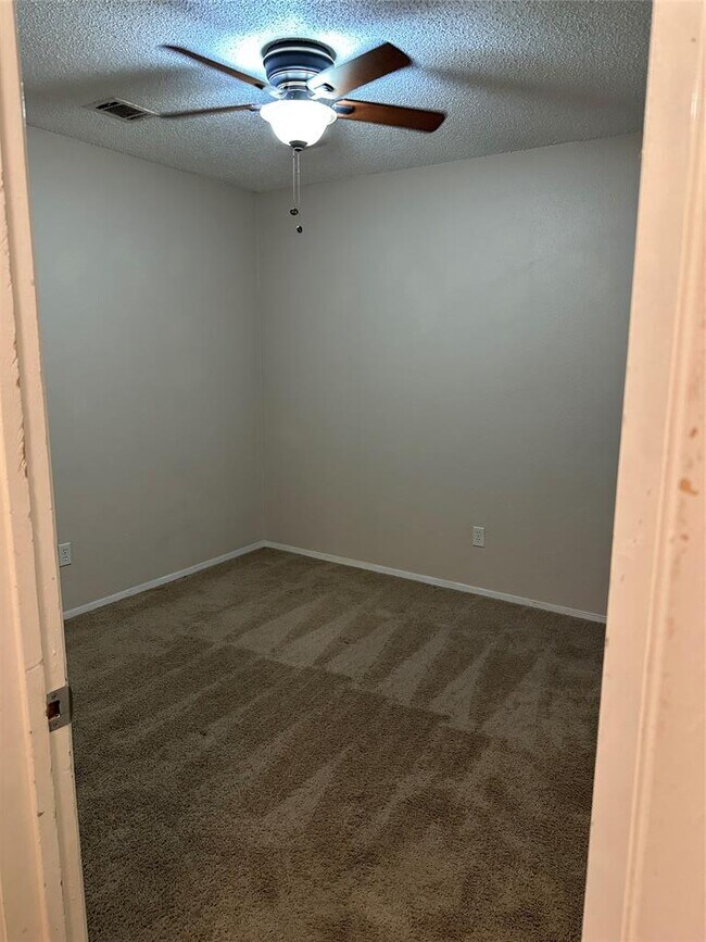 2600 Howellwood Wy