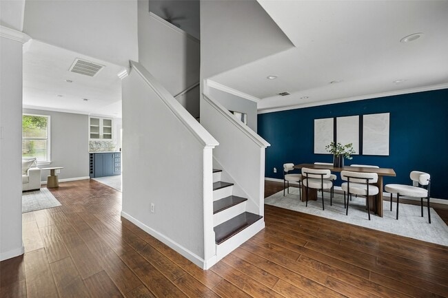 Photo - 320 S Mesa Verde Way