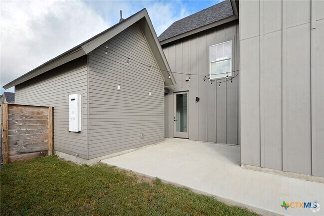 Building Photo - 421 Constance Dr Rental