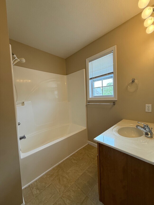 Photo - 2412 S Woolery Mill Dr Unit 2412
