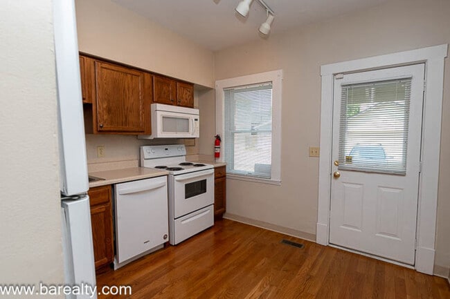 Photo - 1080 Mt Pleasant Ave