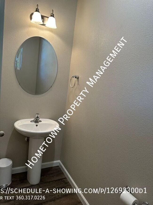 Photo - 3332 Juno Ct NE