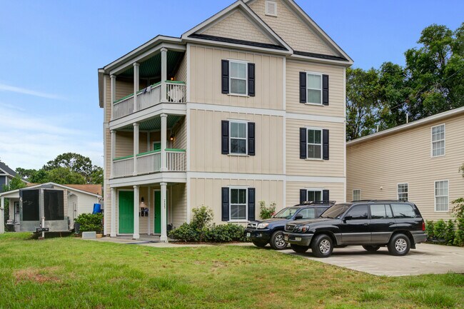 houses for rent that accept large dogs