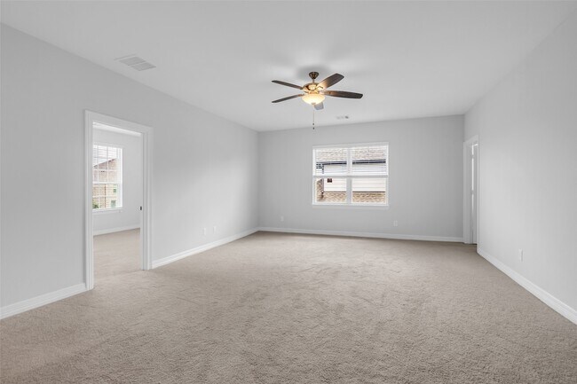 Photo - 2115 Jitterbug Ln