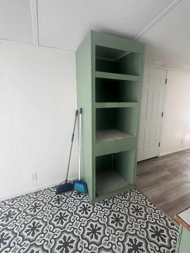 Photo - 2 bed, 1 bath Mobile Home - Available Now ...