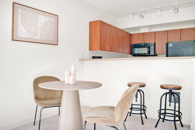 Photo - 11000 NE 10th St Unidad FL3-ID3604A