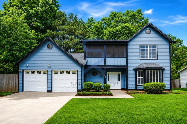 Building Photo - Spacious & Inviting – 3BR Home in a Serene Decatur Neighborhood