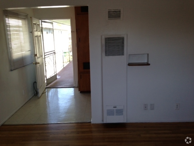 Building Photo - 12732 Venice Blvd. Unit 3 Rental