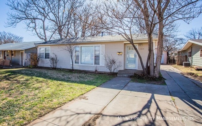Building Photo - 2615 45th St Rental