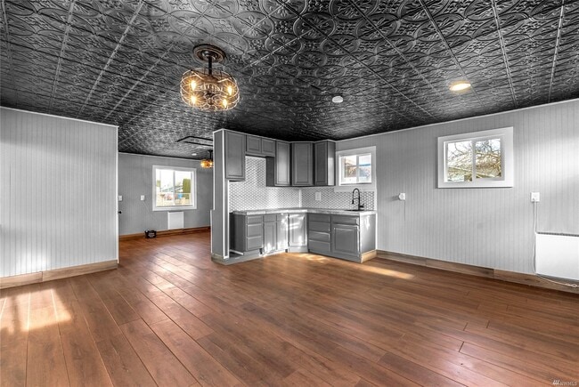 Photo - 10221 16th Ave E