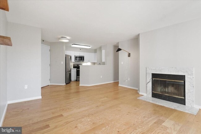 Photo - 1230 23rd St NW Unit 918