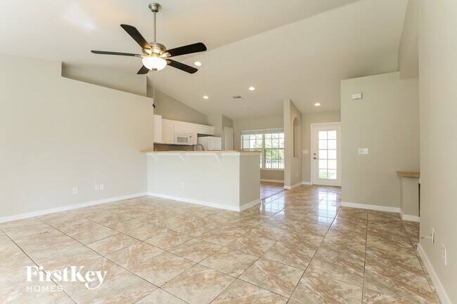 Photo - 538 Flamingo Ave S