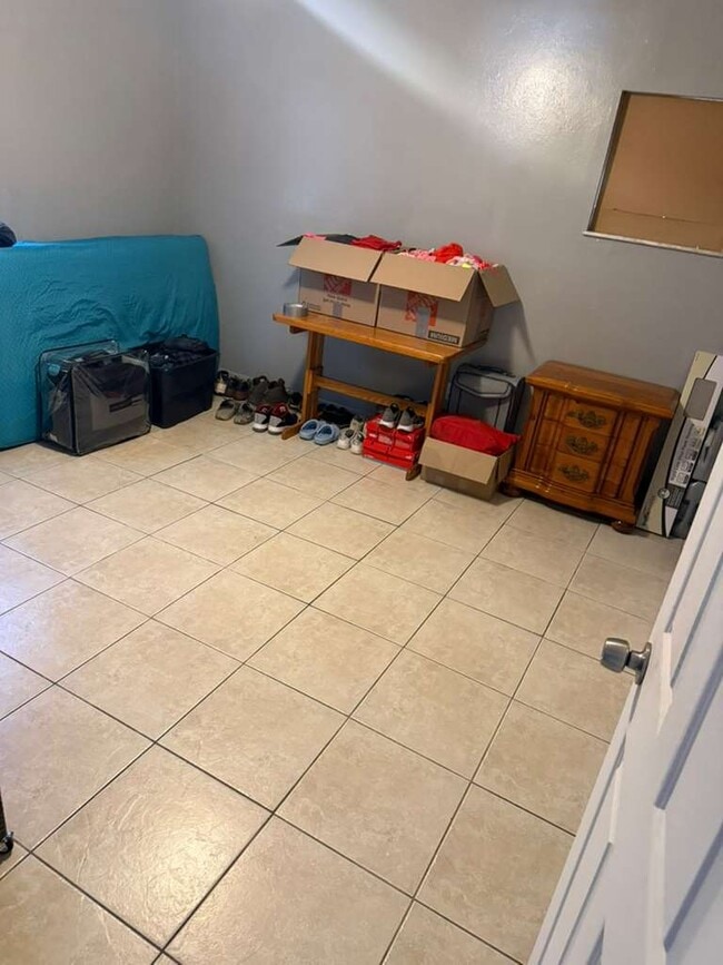 Photo - 38603 Naomi Ave