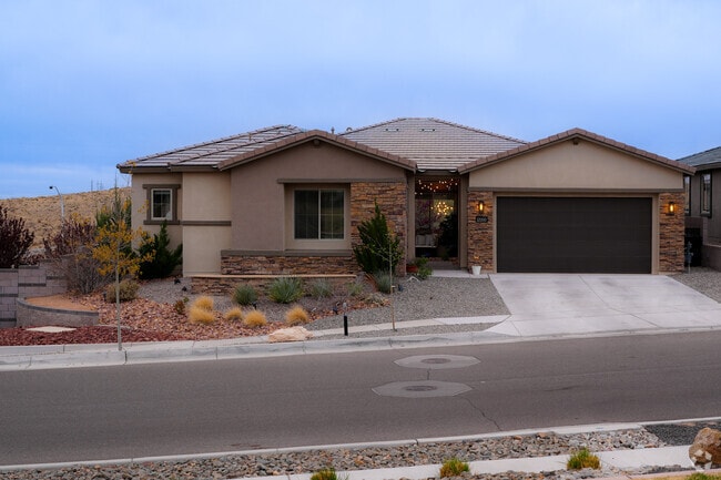 Building Photo - 12000 Bear Valley Ln NW Rental