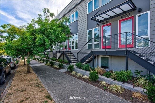 Photo - 6251 8th Ave NW