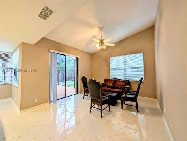 Photo - 10330 NW 12th Pl