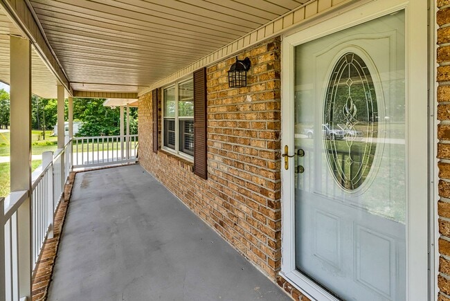 1354 Rogers Rd
