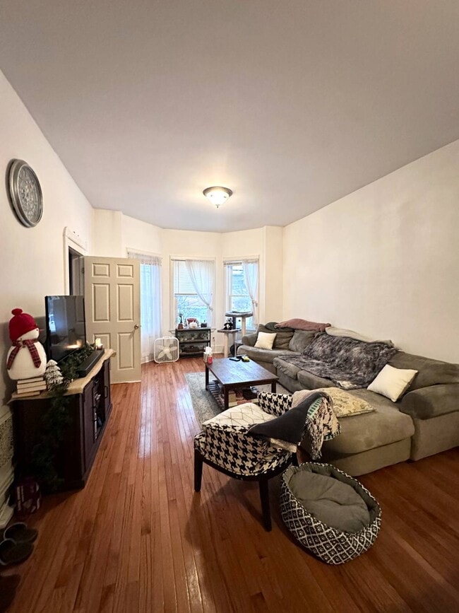 Photo - 1050 Wendell Ave