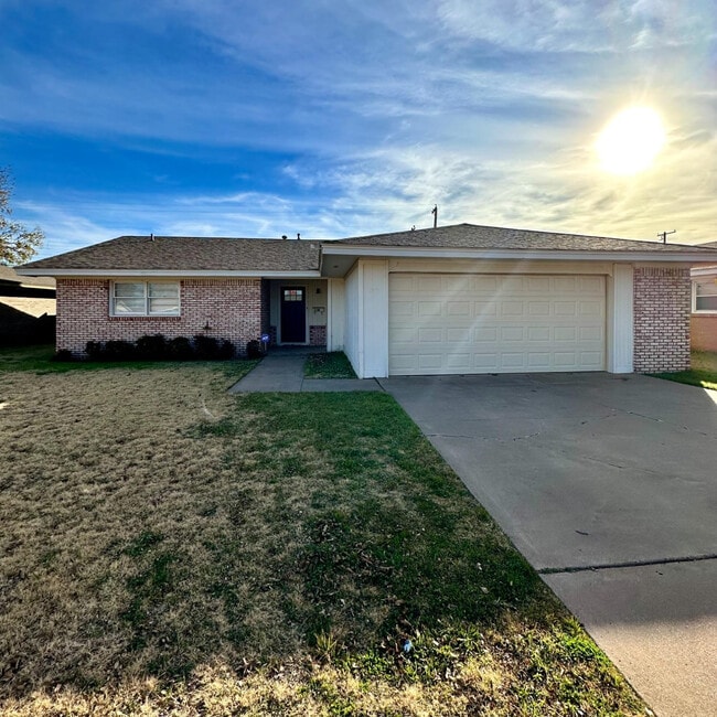 Building Photo - 5411 9th St