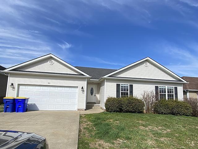 Building Photo - 911 Hidden Creek St