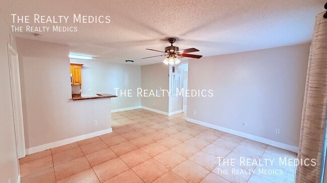 Photo - 712 Secret Harbor Ln