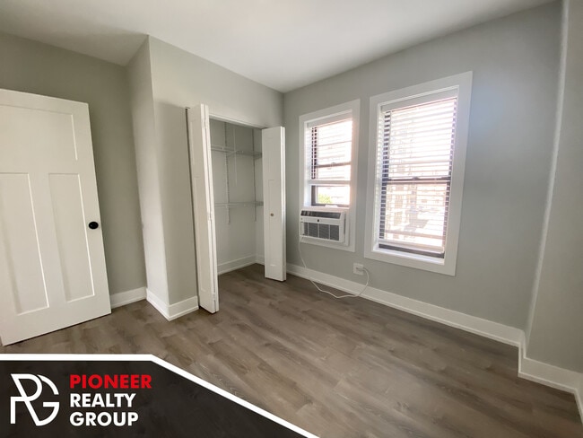 Photo - 515 W Belmont Ave Unit 3C