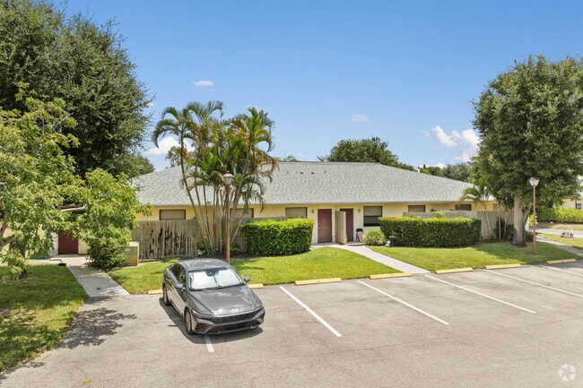 Woodfield Apartments