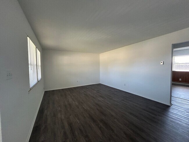 Photo - 301-303 S CR 400 E Unidad 301 S CR 400 E