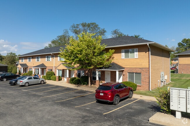 Lake Broadway Townhomes - Lake Broadway Townhomes