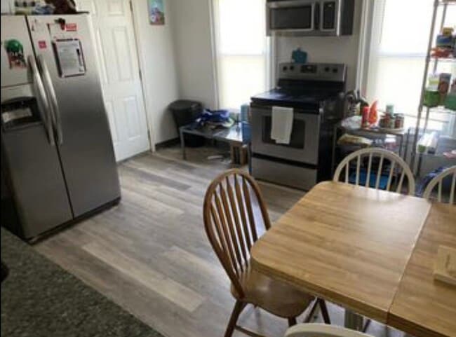 Photo - 79 Oak St Unit 1