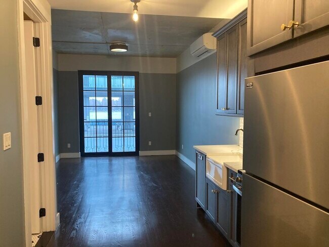 Photo - 187 Kent Ave Unidad 707