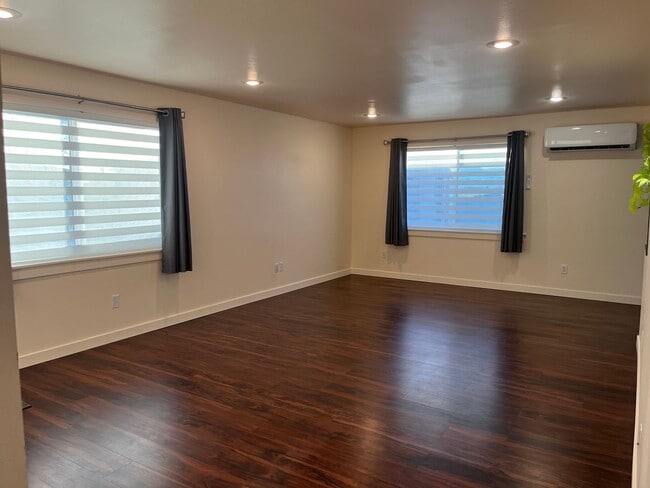 Photo - Cute newly renovated 2 bed 1 bath home for rent in Quincy