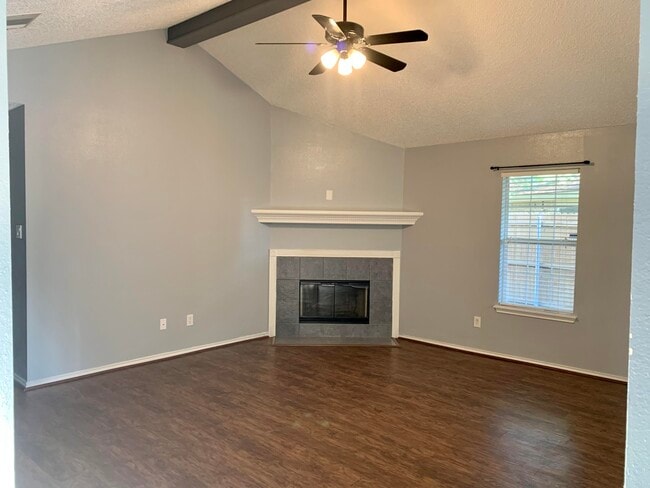 Photo - 8904 Elgin Ave