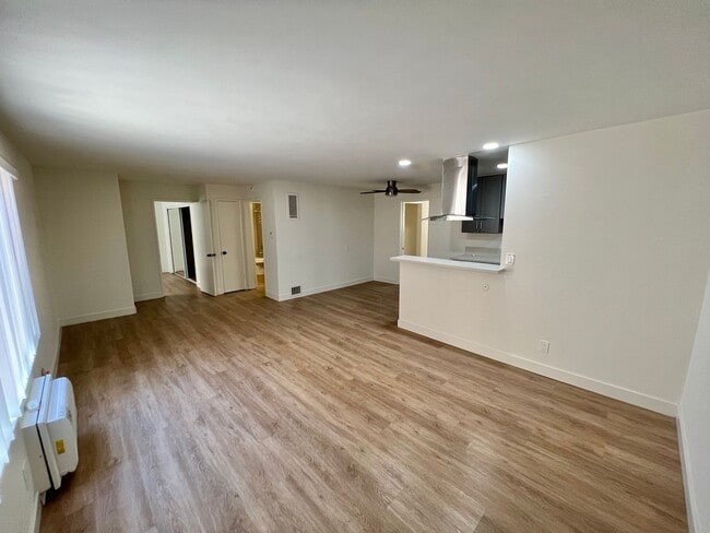 Photo - 3532 Keystone Av Unit 3