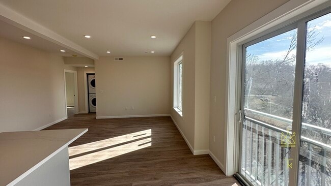 Photo - 458 Washington St Unit 207