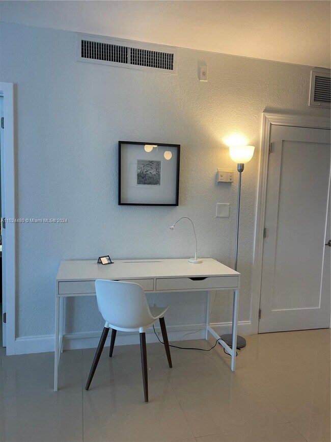 Photo - 3801 S Ocean Dr Unit #15V