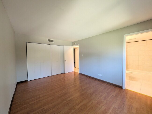 Photo - 700 Perrie Dr Unit 213