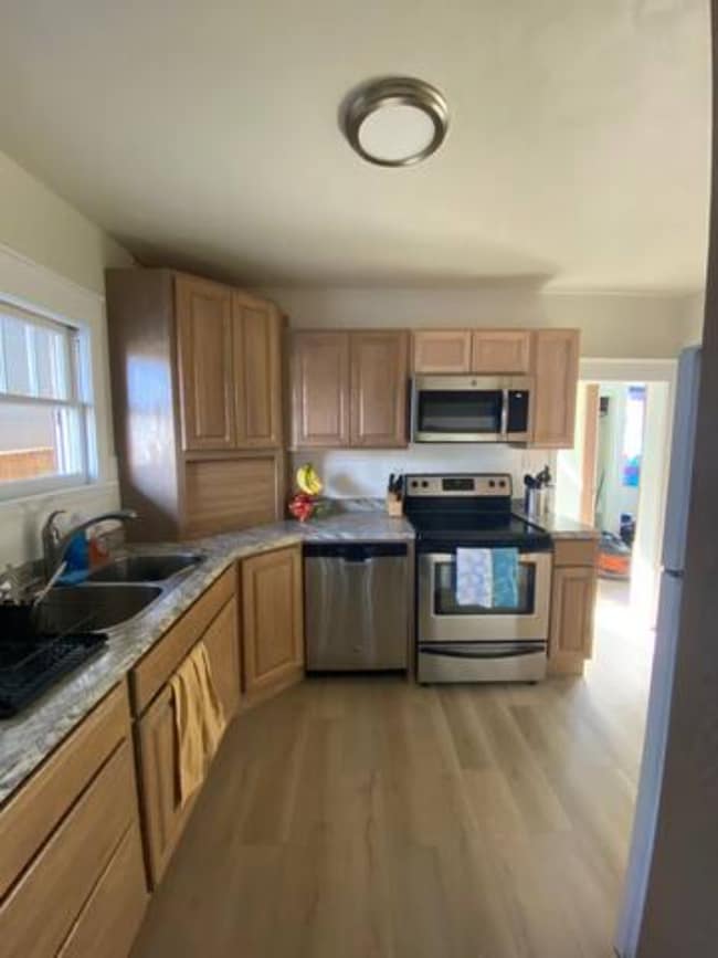 Photo - 2001 7th Ave